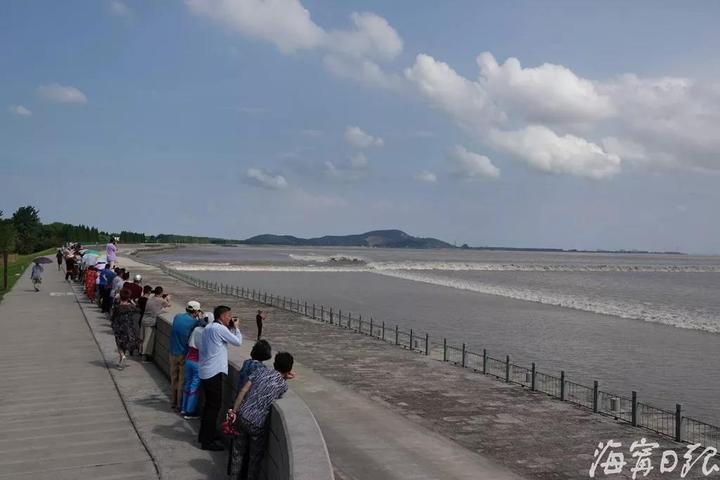 壮观海宁现罕见交叉潮