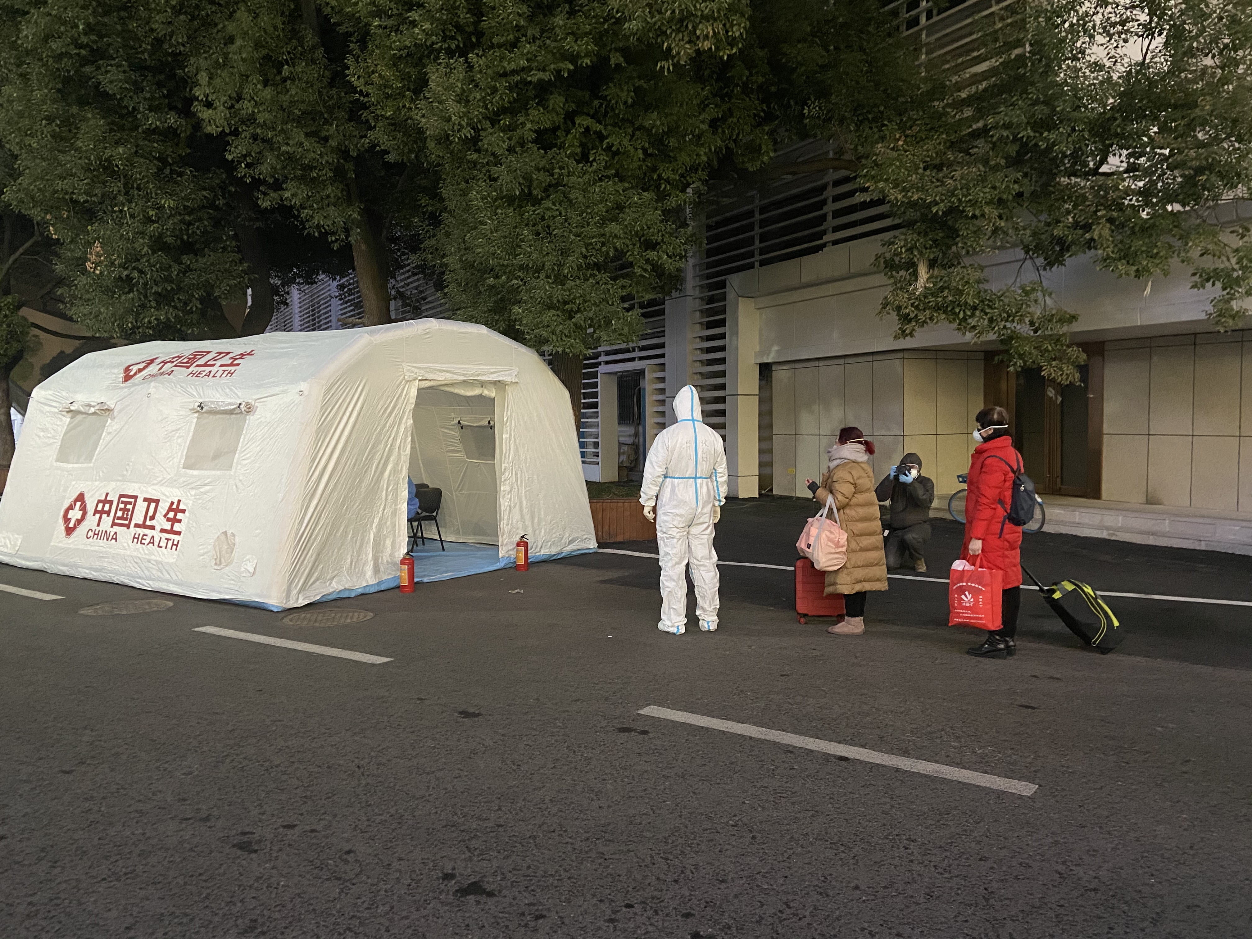 武汉最后两处方舱医院今日将正式休舱