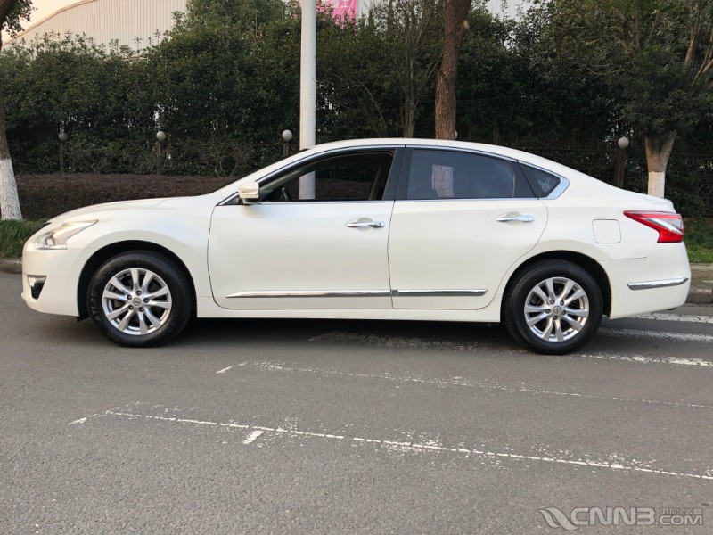 极品尼桑天籁20高配原版车况成色完美首付2万