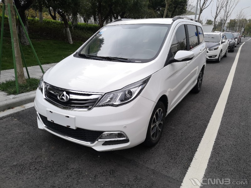 长安欧尚15高配售价338万电话微信同号18667803978