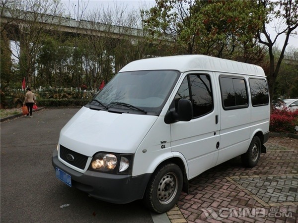 江铃全顺6座小型柴油车【7.09万】,可分期换购零付