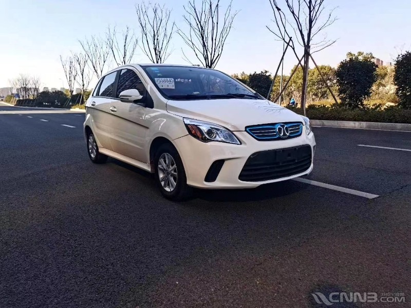 北汽ev160北汽新能源售价183万元