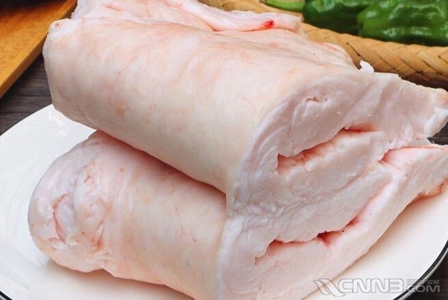 这个点去超市太不安全了还不如买一块肥肉回家