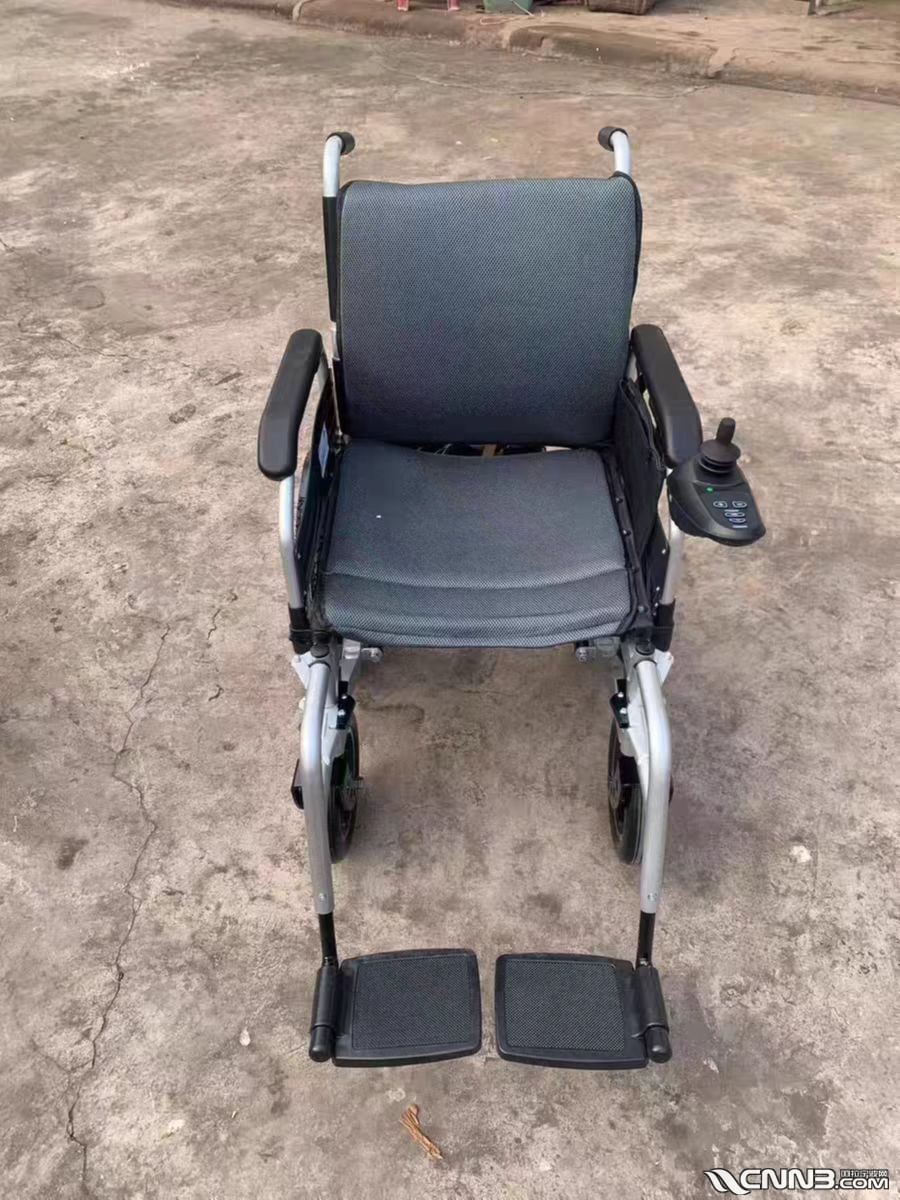 老人轮椅车二手图片