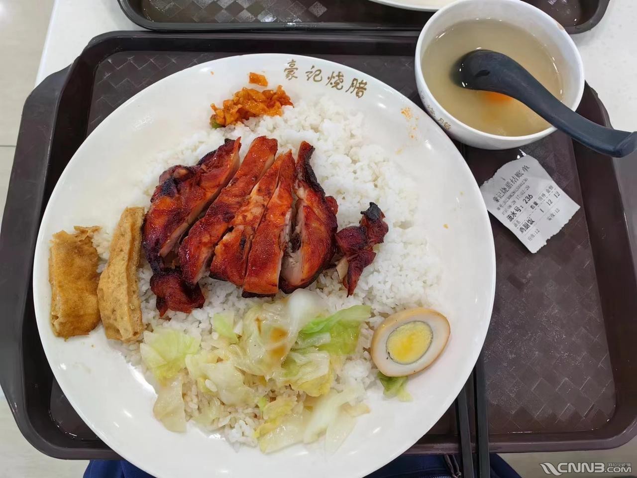 妹妹考上985大学现开学一周了看看学校的伙食咋样