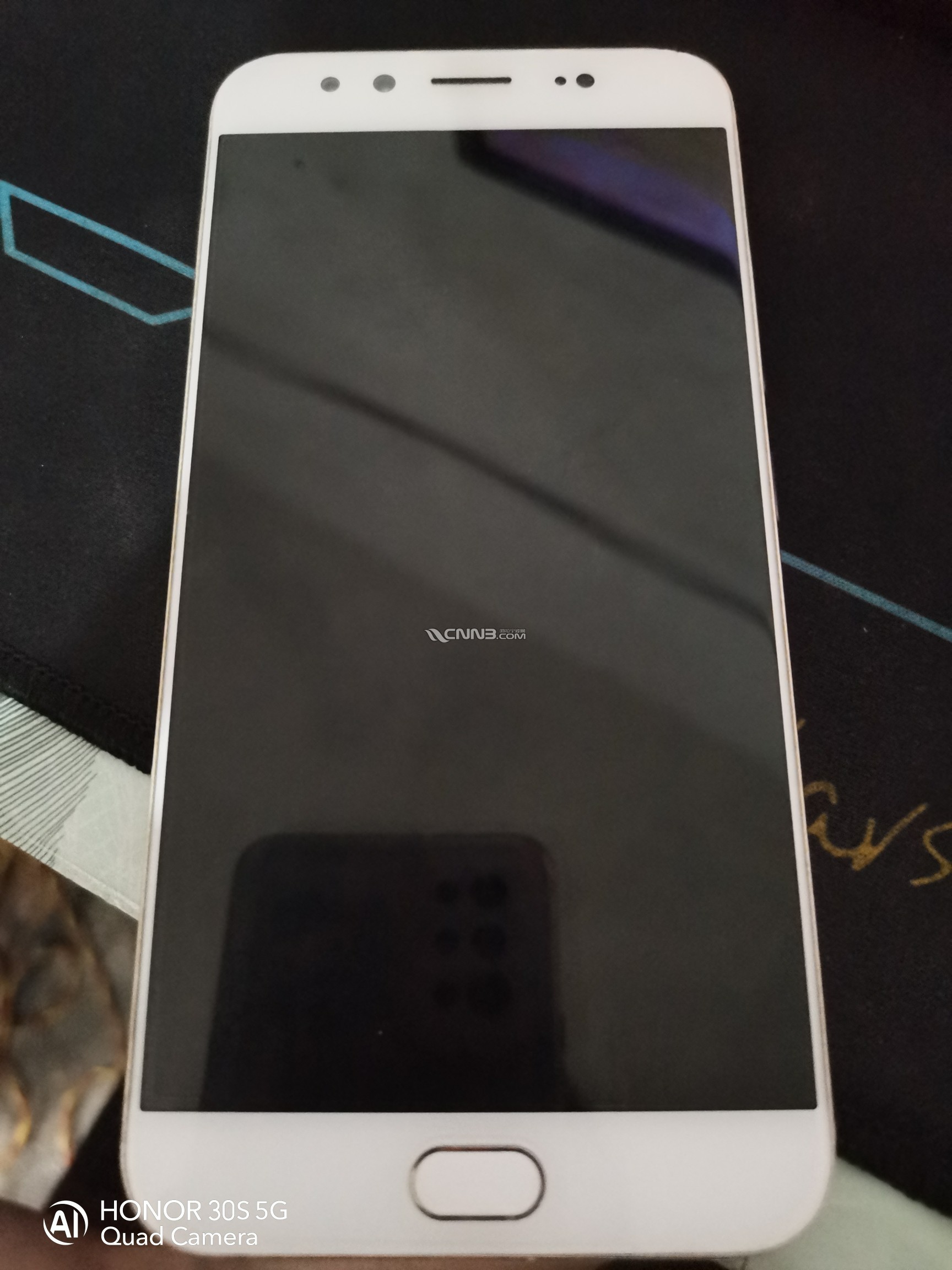 1724900421497880_786.jpg