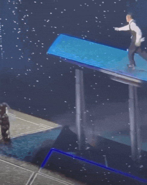 101601dcf70e1c3ju7x3w3.gif