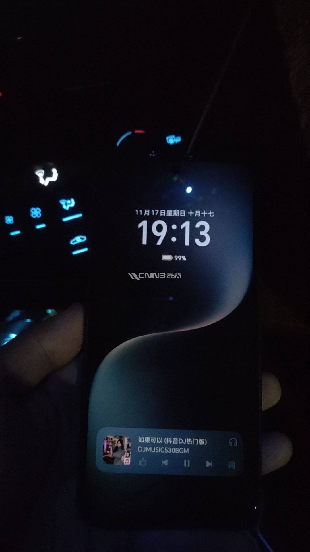 1731992144404195_896.jpg