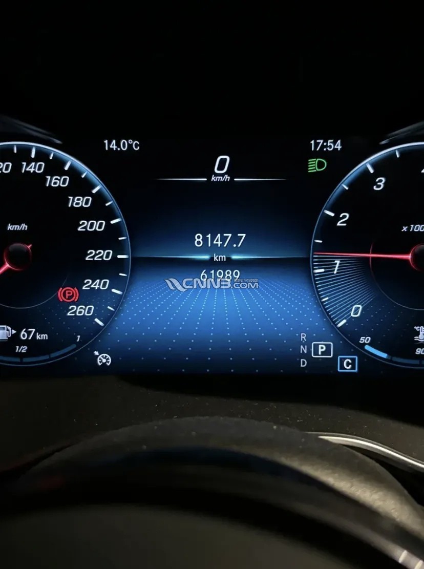 1739262422014454_677.jpg