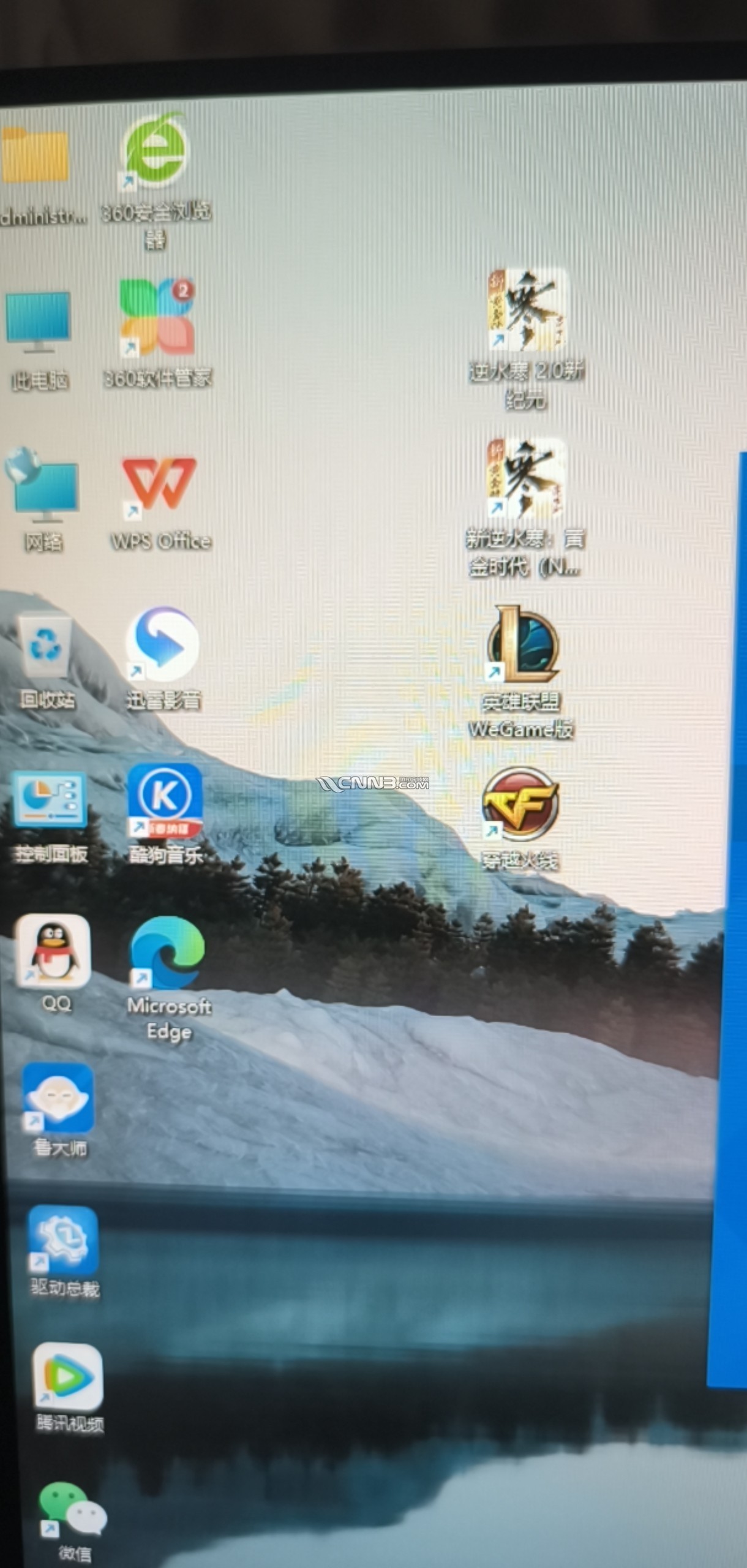 1740278794656256_342.jpg