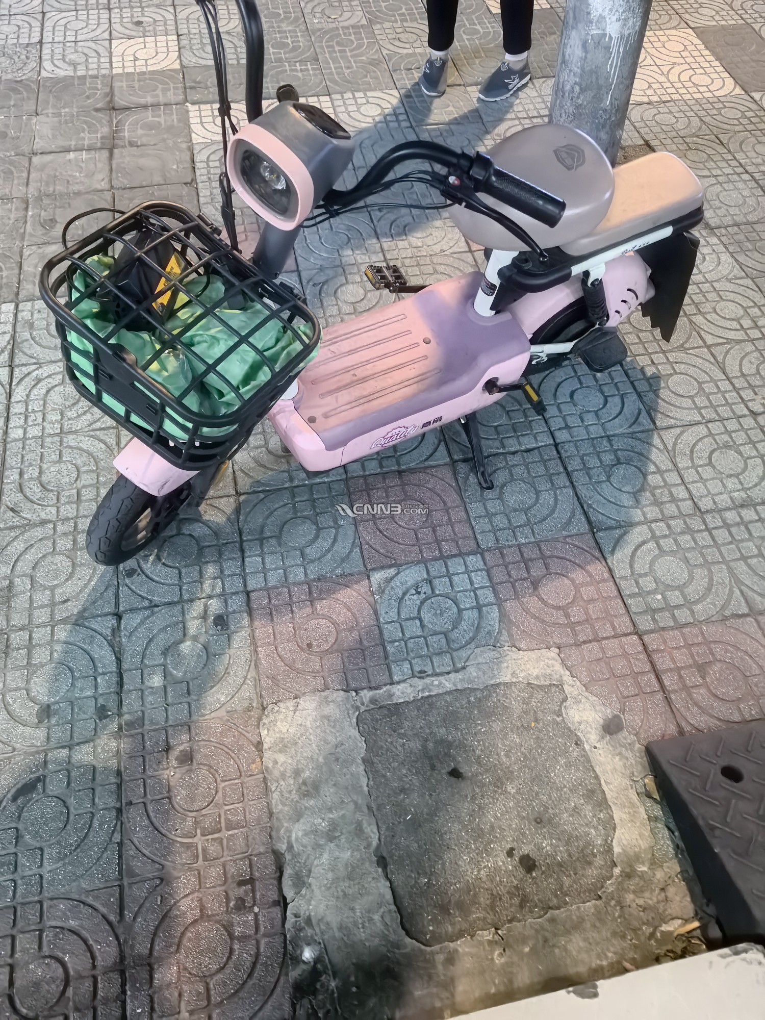 1740638284559309_362.jpg