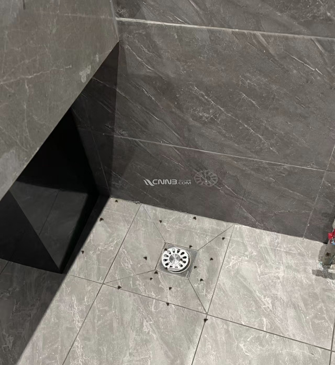 1746153287319461_15.jpg