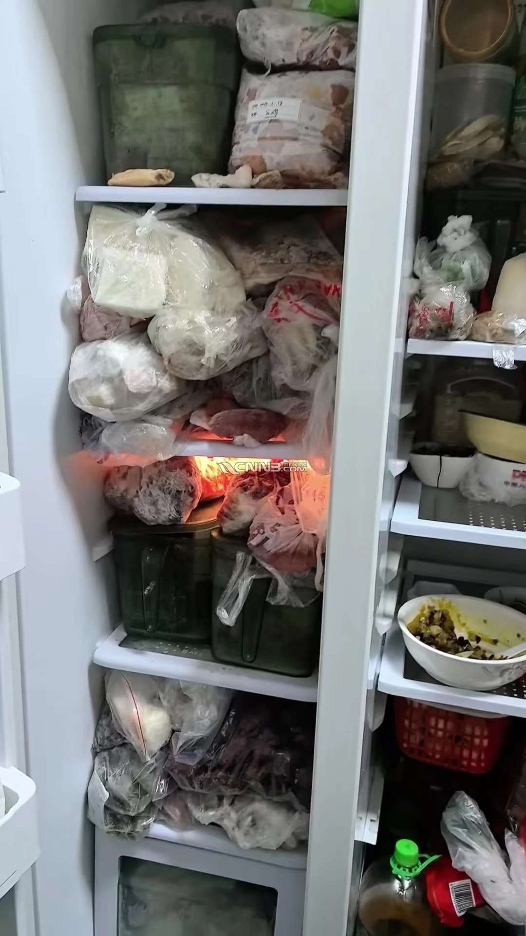 1755505060298253_12.jpg