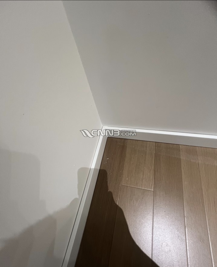 1758703355654330_20.jpg